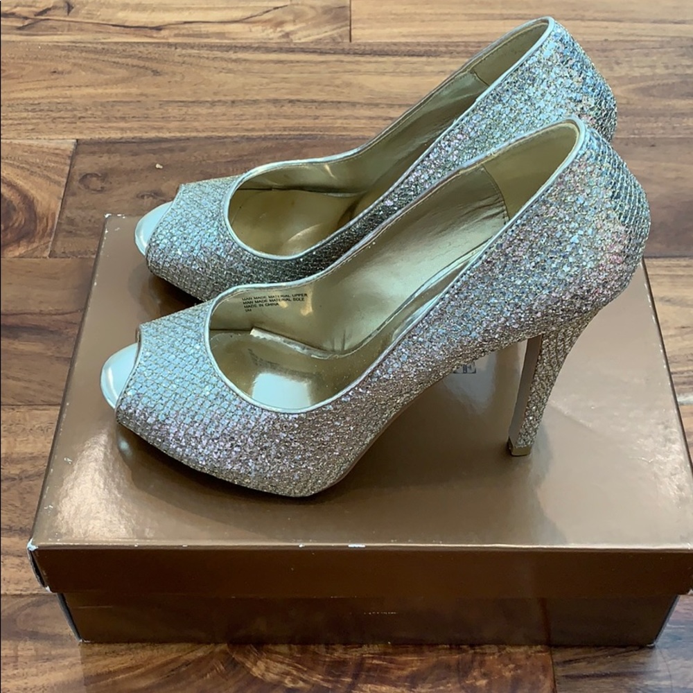 Audrey Brooke Gold Peep Toe Heels - Size 9